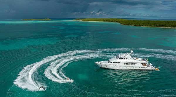 bahamas yacht charter